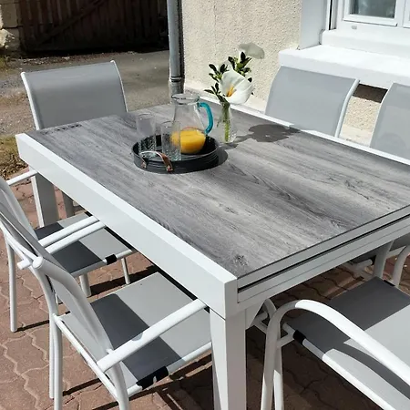 Hébergement de vacances Le P'tit Quebecois Les-Trois-Moutiers